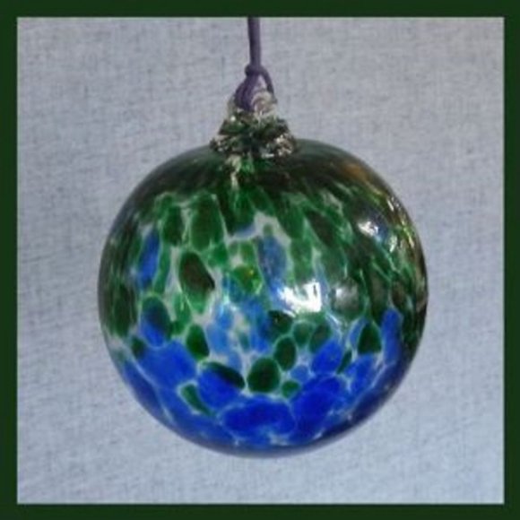 Hanging Glass Ball 4" Blue & Green Speckled (1) Friendship Ball HB71 - Picture 2 of 2